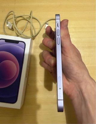 iPhone 12 Morado 128GB Batería 63%