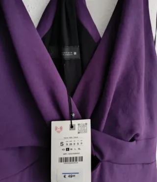 Vestido morado cut out Zara talla S