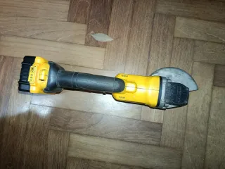 Amoladora Dewalt 18V XR Li-Ion