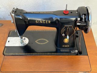 Macchina da cucire Singer antica 1934