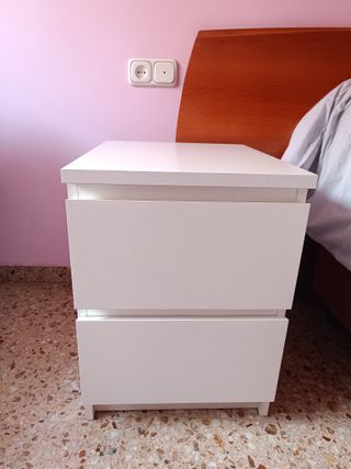Cómoda malm estrecha espejo + 2 mesitas noche a ju