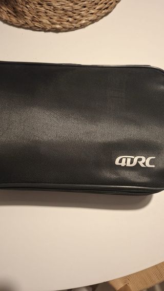 Dron para piezas con hélice rota