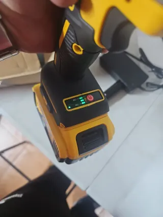 Taladro de impacto XR