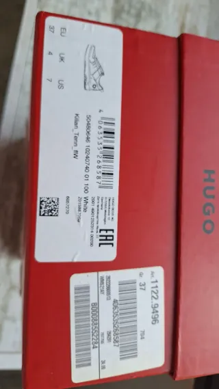 Lote zapatillas blancas Hugo y Tomy 37 38 y regalo