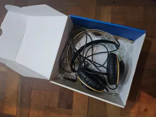 AKG K92 Auriculares Cerrados