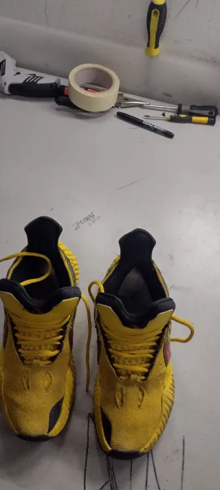 Tenis Converse Air Zoom Amarillos y Negros