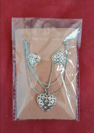Parure collana e orecchini cuoricini