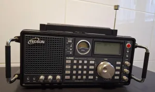 Radio Tecsun S-2000 Negra