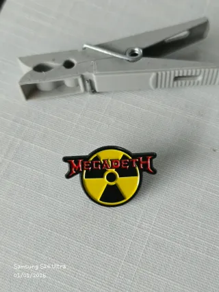 Pin Megadeth , Nuclear