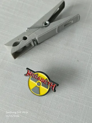 Pin Megadeth , Nuclear