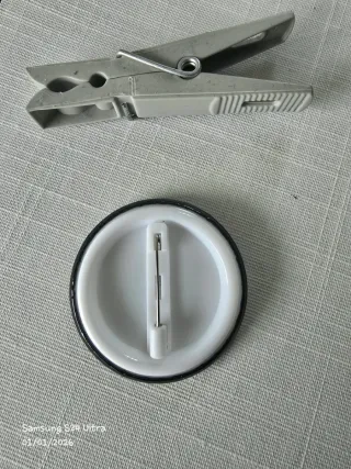 Pin Rage Against the Machine Punho Estrela