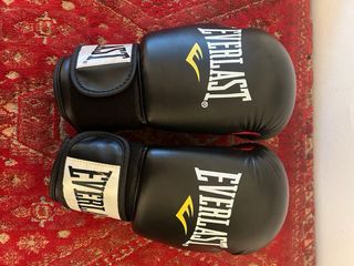 Pack Boxeo: Guantes, Coquilla y Espinilleras