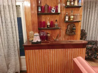 Mueble Bar Madera y Cristal
