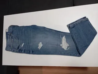 Pantalón vaquero Bershka hombre Talla 44