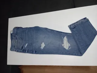 Pantalón vaquero Bershka hombre Talla 44