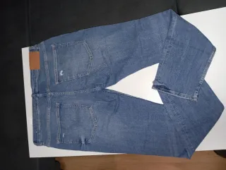 Pantalón vaquero Bershka hombre Talla 44