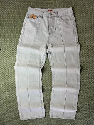 Pantalones Corteiz Grises