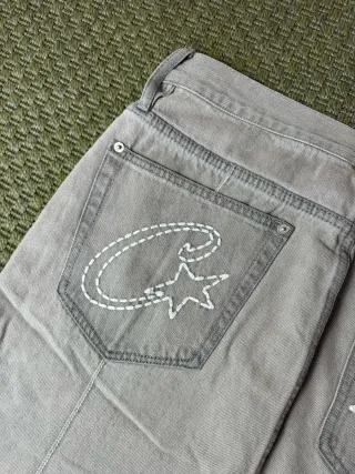 Pantalones Corteiz Grises