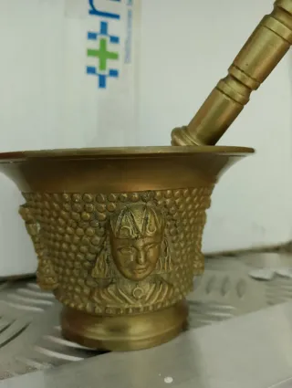 Mortero de Bronce con Diseño