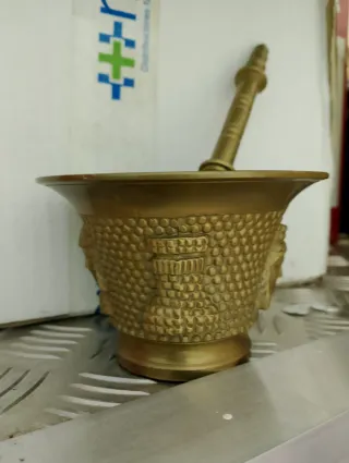 Mortero de Bronce con Diseño