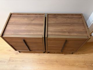 Mesitas de noche de nogal