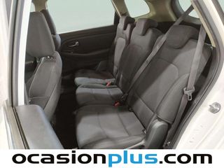 Kia Carens 1.6 GDi Drive 99 kW (135 CV)