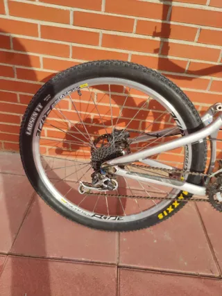 Bicicleta Montaña Giant Full Suspension