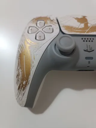 Mando PS5 Ghost of Yotey Nuevo sin usar.