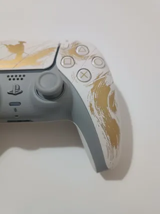 Mando PS5 Ghost of Yotey Nuevo sin usar.