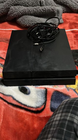 Consola PS4 Sony Negra + 2 Mandos