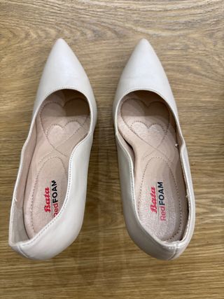 Décolleté Bata cipria n.36 in ottime condizioni