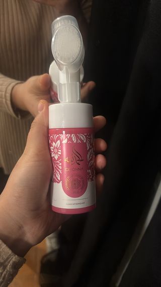 Dronna Limpiador Facial Rosa y Blanco