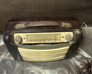 Radio Vica a válvulas antigua