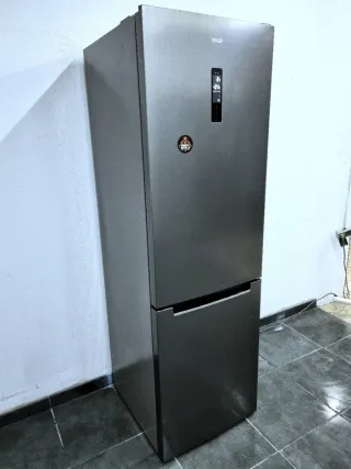 Nevera marca svan gris A+++ no-frost transporte