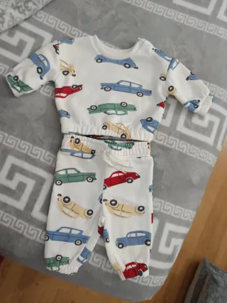 Conjunto bebé 0/3 meses coches