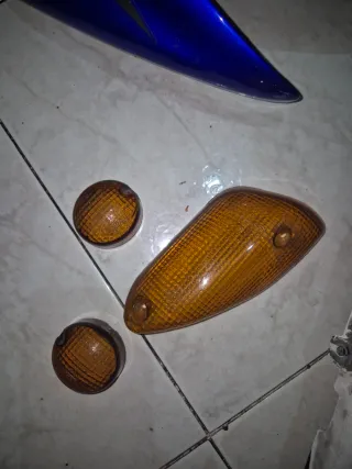 Carenado Yamaha Aerox Azul y Blanco Original.