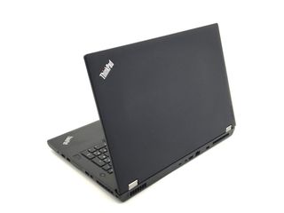 pc portatil lenovo p71