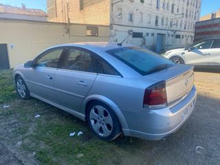 Opel Vectra 2004