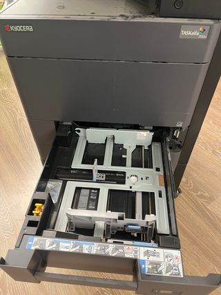 Kyocera TaskAlfa 2552ci Multifunción