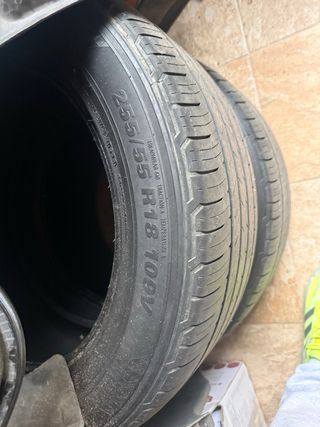 Ruedas 255/55/18 neumaticos kumho crugen. Al 75-80