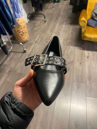 Scarpe Bottega 22 punta con fibbia