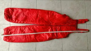 Salopette da neve rossa 4/5 anni