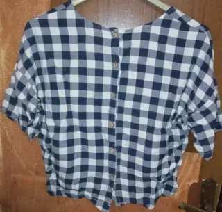 Camiseta cuadros azul y blanco