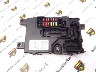Caja de fusibles FIAT GRANDE PUNTO 00517817580