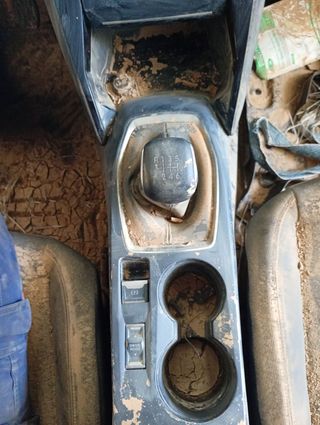 CONSOLA CENTRAL PEUGEOT 2008 (P1)