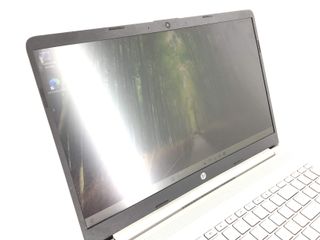 pc portatil hp 2203