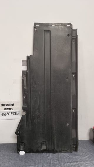 Tapa protectora bajos Audi A4 A5