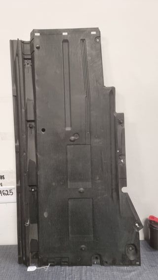 Protector bajos Audi A4 A5 derecho