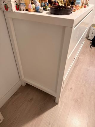 Cómoda blanca 3 cajones- recoger 25-26 febrero