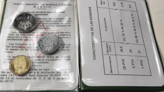 Lote 2 Carteras PRUEBAS NUMISMÁTICAS 1977 y 1979